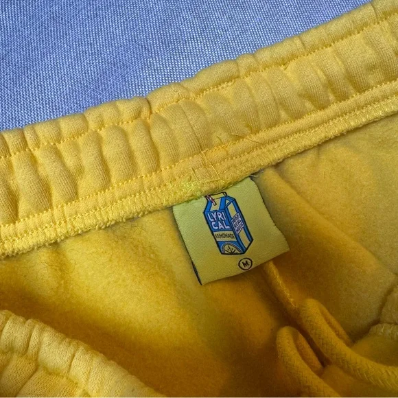 UNIQUE Lyrical Lemonade 2020 Joggers – Yellow – Size M